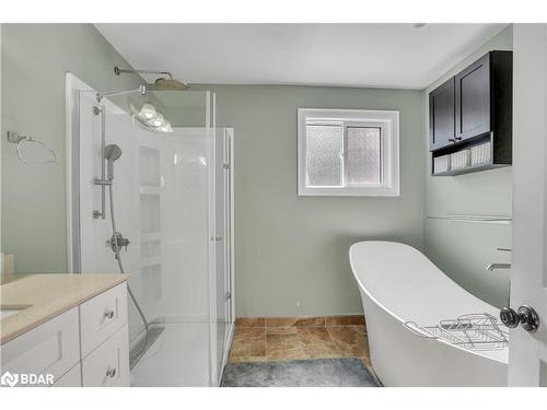 125 Hoyt Avenue, Victoria Harbour, ON - Indoor Photo Showing Bathroom