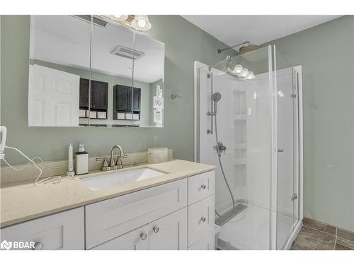 125 Hoyt Avenue, Victoria Harbour, ON - Indoor Photo Showing Bathroom