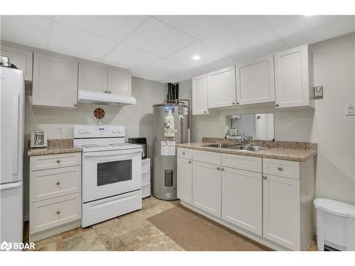 125 Hoyt Avenue, Victoria Harbour, ON - Indoor Photo Showing Kitchen With Double Sink