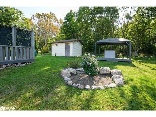 125 Hoyt Avenue, Victoria Harbour, ON - Outdoor With Backyard