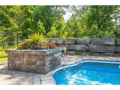 8071 4Th Line, Angus, ON - Outdoor With In Ground Pool With Deck Patio Veranda With Backyard