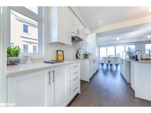 821 Port Darlington Road, Bowmanville, ON - Indoor Photo Showing Kitchen With Upgraded Kitchen