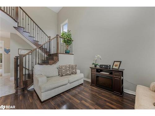 21 Moreau Way, Springwater, ON - Indoor