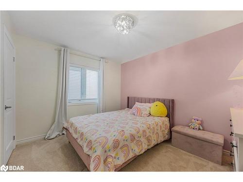 21 Moreau Way, Springwater, ON - Indoor Photo Showing Bedroom