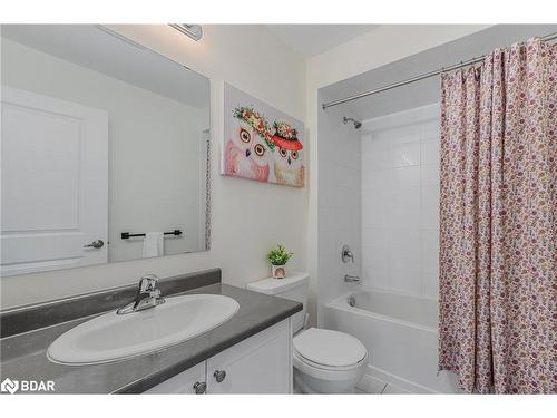 21 Moreau Way, Springwater, ON - Indoor Photo Showing Bathroom