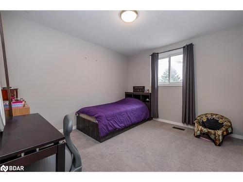 9 Cuthbert Street, Barrie, ON - Indoor Photo Showing Bedroom