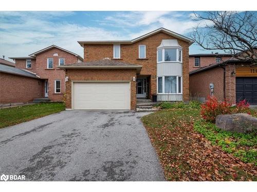 9 Cuthbert Street, Barrie, ON - Outdoor With Facade