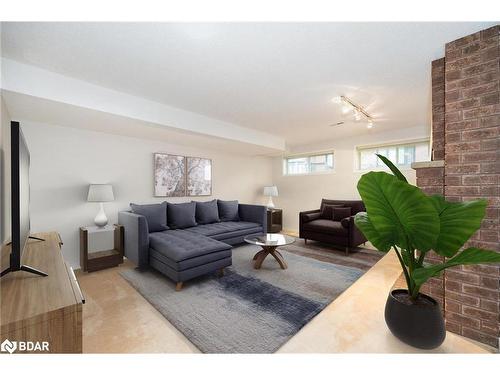 9 Briarwood Drive, Alliston, ON - Indoor Photo Showing Living Room