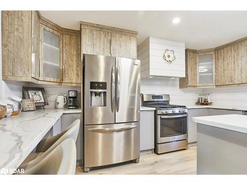 81 Laird Drive, Lindsay Twp, ON - Indoor Photo Showing Kitchen