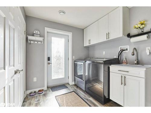 81 Laird Drive, Lindsay Twp, ON - Indoor Photo Showing Laundry Room