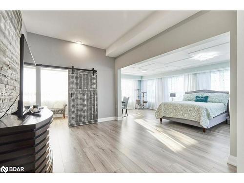 81 Laird Drive, Lindsay Twp, ON - Indoor Photo Showing Bedroom