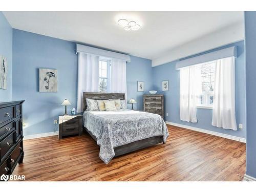 81 Laird Drive, Lindsay Twp, ON - Indoor Photo Showing Bedroom