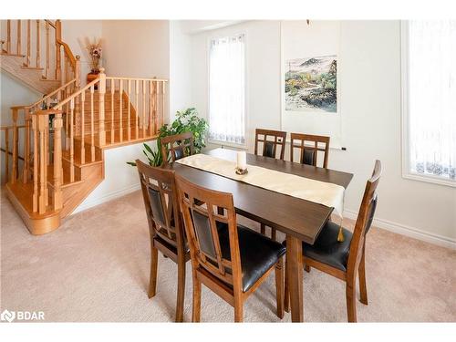 56 Oliver'S Mill Road, Barrie, ON - Indoor Photo Showing Dining Room