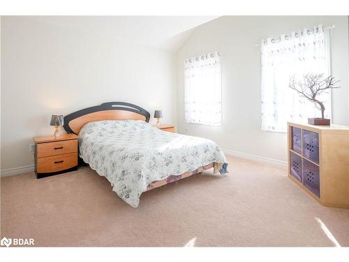 56 Oliver'S Mill Road, Barrie, ON - Indoor Photo Showing Bedroom