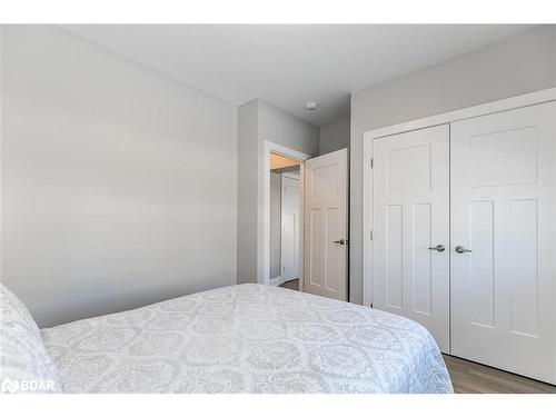 64 Discovery Trail, Midland, ON - Indoor Photo Showing Bedroom