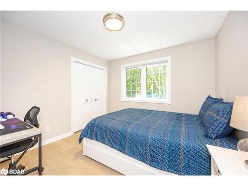 70 Copeland Creek Drive, Tiny, ON - Indoor Photo Showing Bedroom