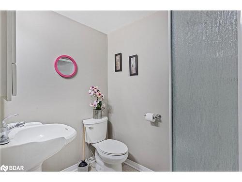 4201 Huronia Road, Severn, ON - Indoor Photo Showing Bathroom