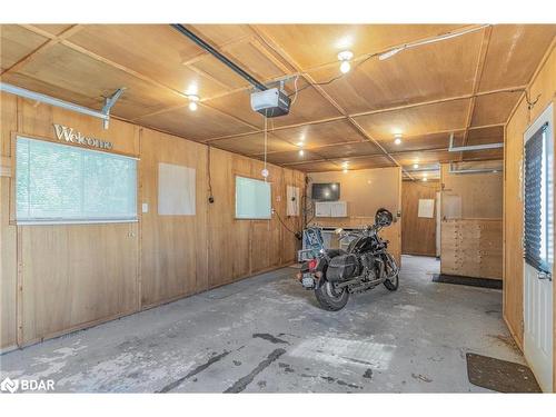 4201 Huronia Road, Severn, ON - Indoor Photo Showing Garage