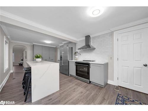 60 Ontario Street, Halton Hills, ON - Indoor Photo Showing Kitchen