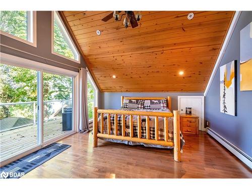 6270 Jim Mitchells Road, Ramara, ON - Indoor Photo Showing Bedroom