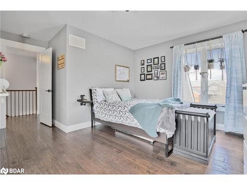 202 Clarence Street, Stayner, ON - Indoor Photo Showing Bedroom