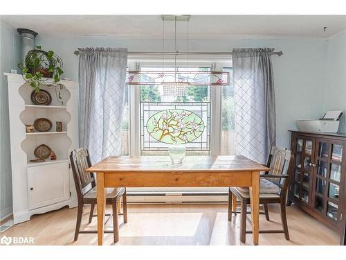 124 Albert Street, Collingwood, ON - Indoor Photo Showing Dining Room