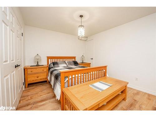 1755 Golf Link Road, Tiny, ON - Indoor Photo Showing Bedroom