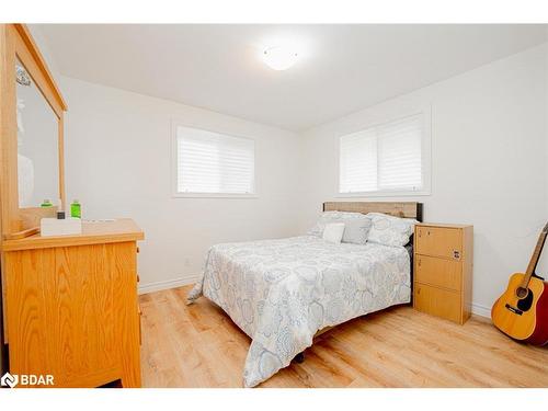 1755 Golf Link Road, Tiny, ON - Indoor Photo Showing Bedroom