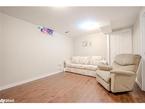 Lower-69 Moir Crescent, Barrie, ON - Indoor