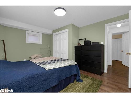 Lower-194 Country Lane, Barrie, ON - Indoor Photo Showing Bedroom