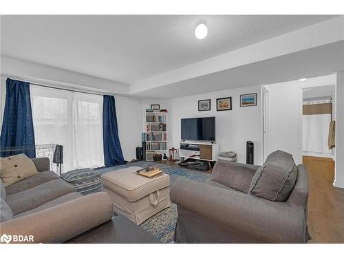 Lower-194 Country Lane, Barrie, ON - Indoor Photo Showing Living Room