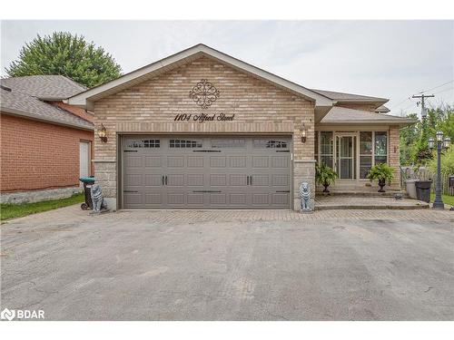 1104 Alfred Street, Innisfil, ON - Outdoor