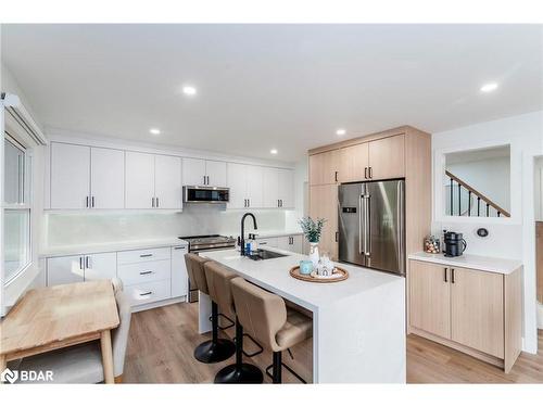 205 Hoyt Avenue, Tay, ON - Indoor Photo Showing Kitchen