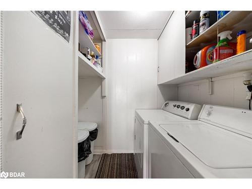 15 Maple Court, Innisfil, ON - Indoor Photo Showing Laundry Room