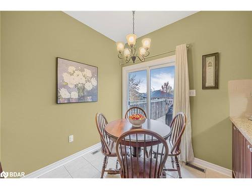 14 Arch Brown Court, Barrie, ON - Indoor Photo Showing Dining Room