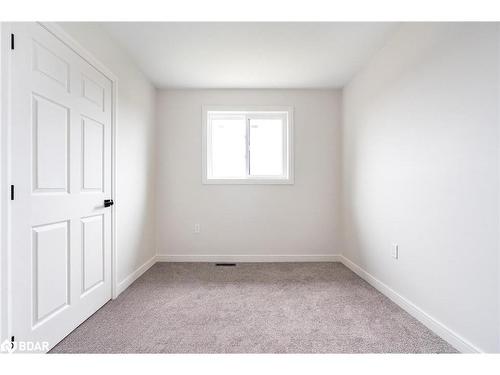 50 Rundle Crescent, Barrie, ON - Indoor Photo Showing Other Room