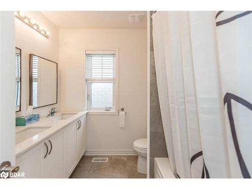 14 Hills Thistle Drive, Wasaga Beach, ON - Indoor Photo Showing Bathroom