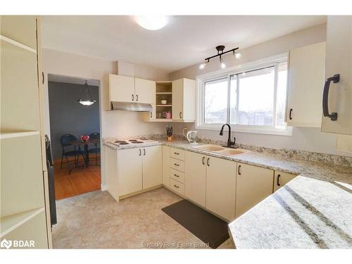 1399 Woodbine Avenue, Sudbury, ON - Indoor Photo Showing Kitchen