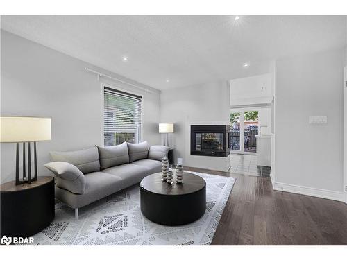 573 Skinner Avenue, Newmarket, ON - Indoor Photo Showing Living Room With Fireplace