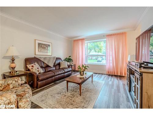 29 Checkendon Drive, Etobicoke, ON - Indoor Photo Showing Living Room