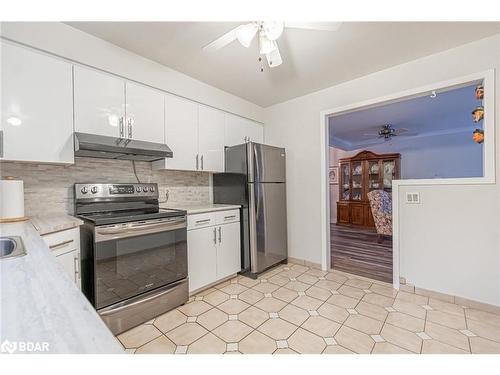 29 Checkendon Drive, Etobicoke, ON - Indoor Photo Showing Kitchen