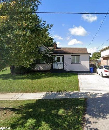 Main-557 Geneva Street, St. Catharines, ON - Outdoor