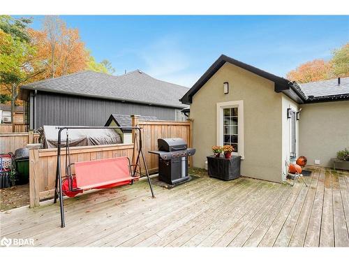 33 Frank Street, Wasaga Beach, ON - Outdoor With Deck Patio Veranda With Exterior