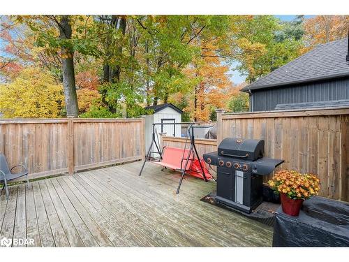 33 Frank Street, Wasaga Beach, ON - Outdoor With Deck Patio Veranda