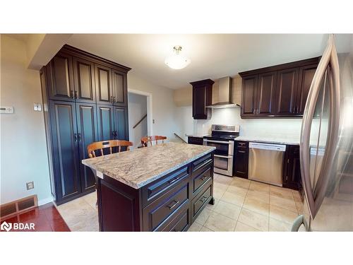 8 Champlain Place, Guelph, ON - Indoor Photo Showing Kitchen