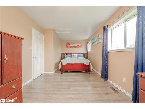 8747 10Th Line, Essa, ON - Indoor Photo Showing Bedroom