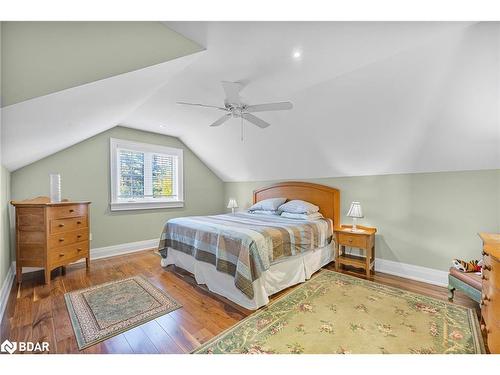 3967 Guest Road, Innisfil, ON - Indoor Photo Showing Bedroom