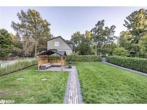 3967 Guest Road, Innisfil, ON - Outdoor With Backyard