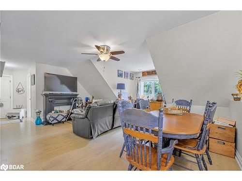 3967 Guest Road, Innisfil, ON - Indoor Photo Showing Dining Room