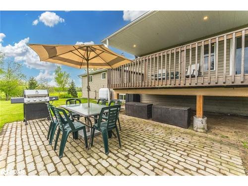 8747 10Th Line, Essa, ON - Outdoor With Deck Patio Veranda